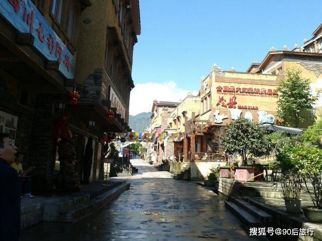 省十四届人大二次会议23日开幕 大会预备会议22日在杭举行 选举产生大会主席团和秘书长 通过大会议程